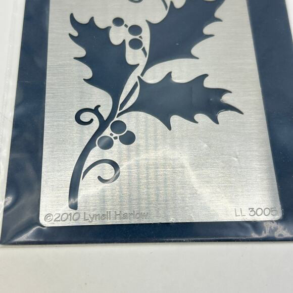 Dreamweaver Metal Stencil Holly LL3005 2010 Lynell Harlow Embossing Stenciling - Picture 4 of 6
